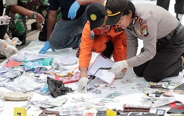 Авіакатастрофа в Індонезії: названі дані чорної скриньки