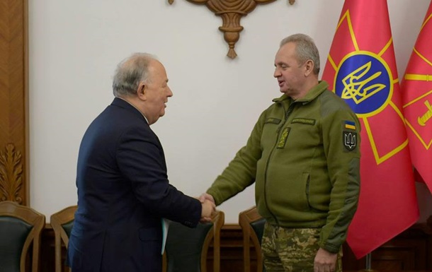Муженко обговорив з главою місії ОБСЄ Донбас