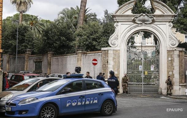 У передмісті Рима поліція захопила вісім вілл мафії
