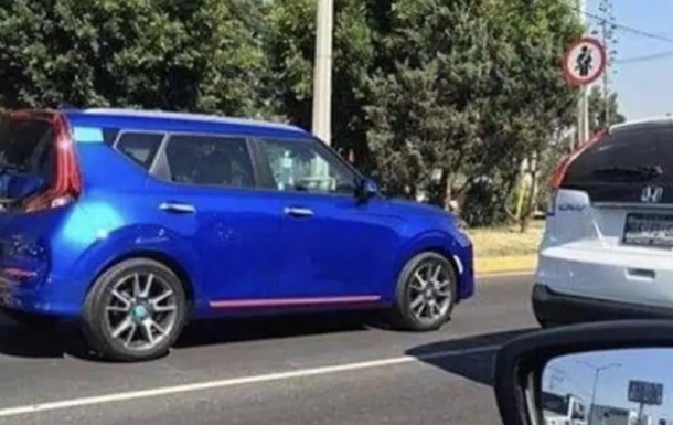 The new Kia Soul has been removed without camouflage