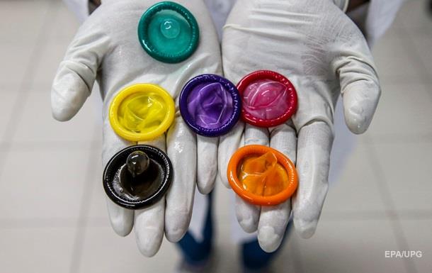 Французам видаватимуть презервативи за рецептом лікаря