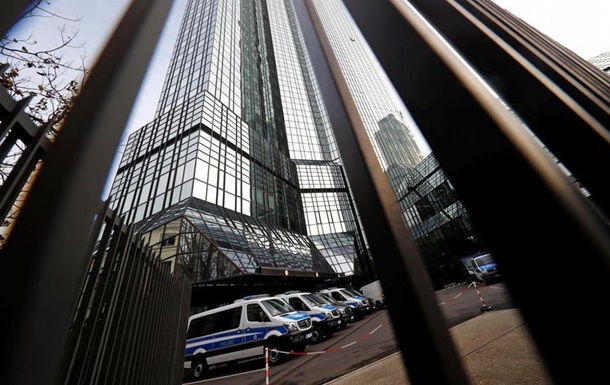 В офісах Deutsche Bank проводять обшуки 