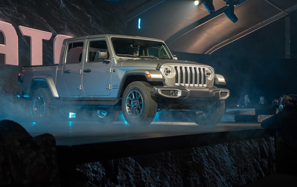 Состоялся дебют мощного пикапа Jeep Gladiator