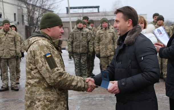 Руководитель  Днепропетровского облсовета Глеб Пригунов поздравил военных на передовой