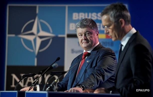 НАТО забезпечить безпеку на Азові - Порошенко