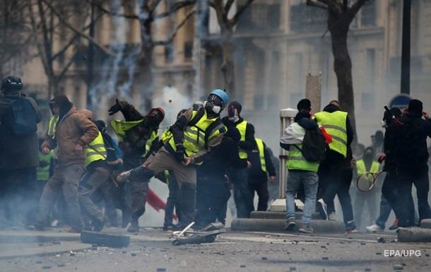 Желтые жилеты готовят новые протесты во Франции