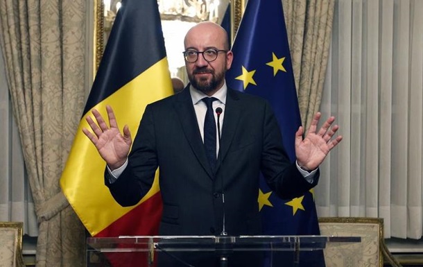 Король Бельгії не визначився щодо відставки прем єр-міністра 