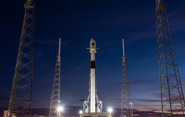 SpaceX       Falcon 9