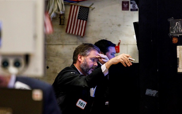 Торги на биржах США завершились падением индексов