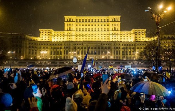 Головна антикорупціонерка Румунії подала у відставку