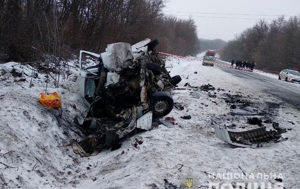 ДТП в Черновицкой области: одна жертва, шесть пострадавших