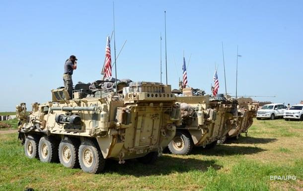США вивозять із Сирії наземну військову техніку