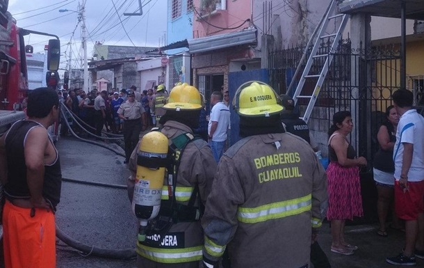 В Эквадоре 18 человек погибли при пожаре в наркоцентре
