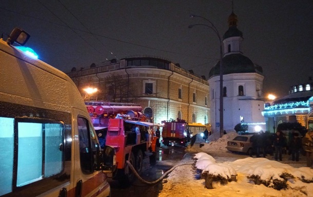 Пожар в Киево-Печерской лавре потушили