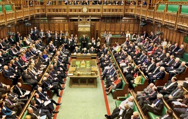 Парламент Британии отклонил план Мэй по Brexit