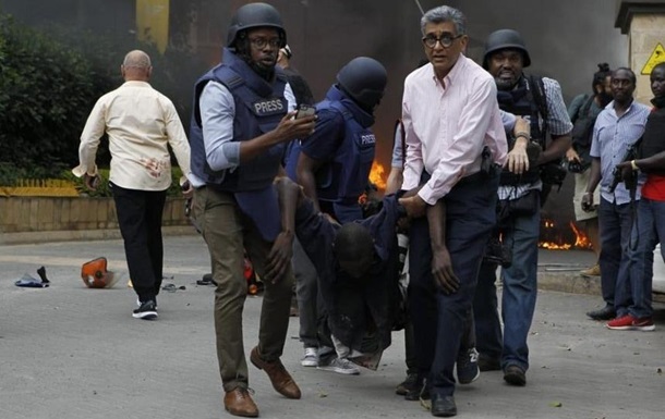У Кенії ліквідували бойовиків, що захопили готель