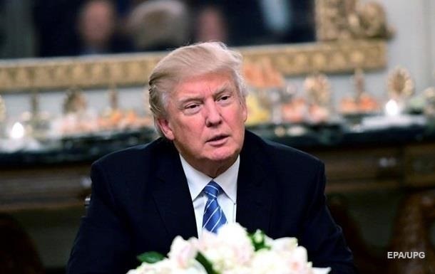 Трамп порахував усі стіни у світі