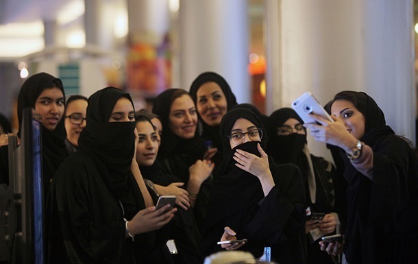 Саудовским женщинам разрешили самостоятельно выбирать способ родов
