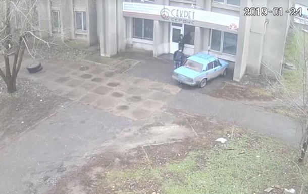 Невдала спроба автокрадіжки в Мелітополі потрапила на відео