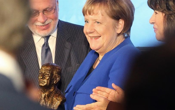 Меркель нагородили премією Фулбрайта