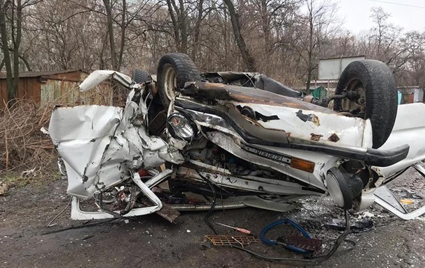 У Запоріжжі двоє людей загинули в ДТП