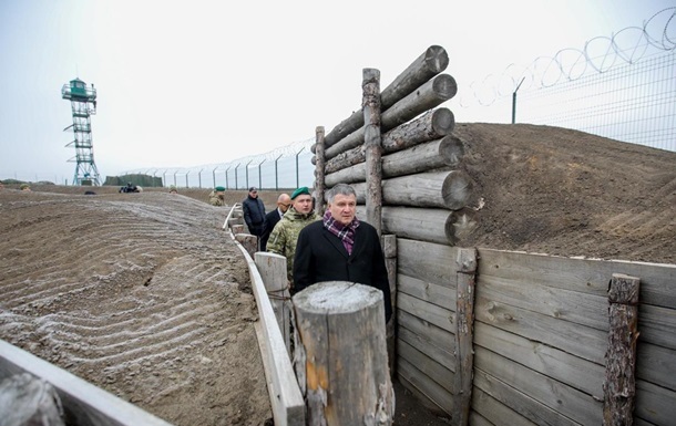На границе с РФ построили 30% Стены - погранслужба