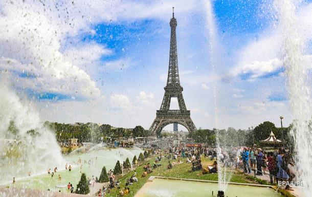 Париж больше не самый романтичный город