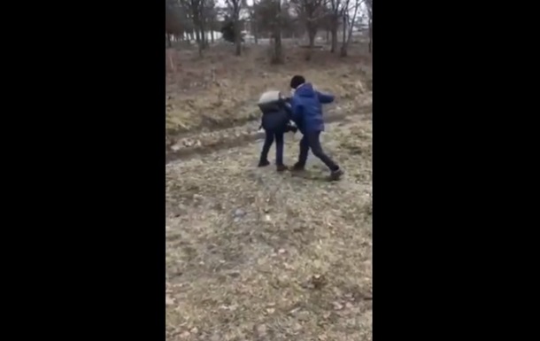 В Кривом Роге пятиклассники сняли видео избиения