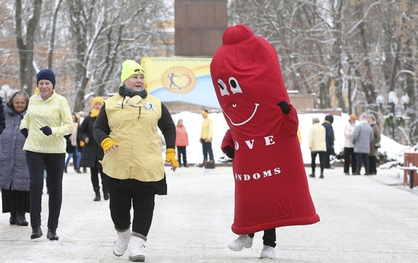 В центре Киева отмечают День презерватива