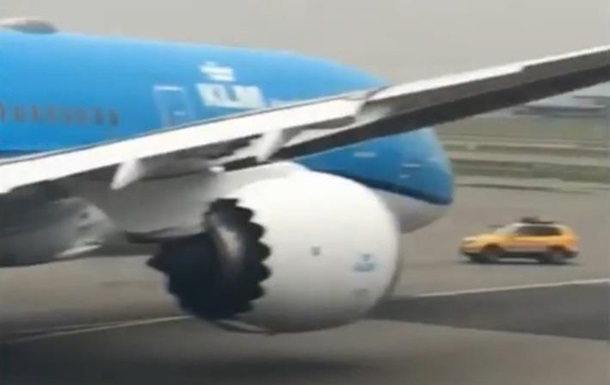 У Нідерландах два літаки зіткнулися в аеропорту