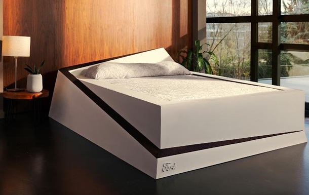 Создана умная кровать, подвигающая партнера на его часть кровати