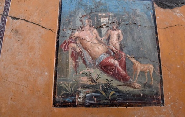 В Помпеях обнаружили еще одну фреску