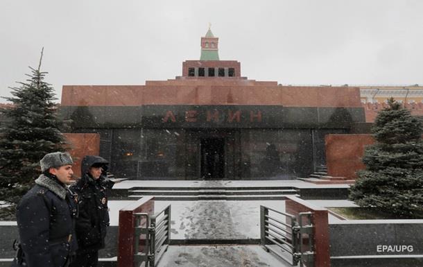Мавзолей Леніна закривають на два місяці