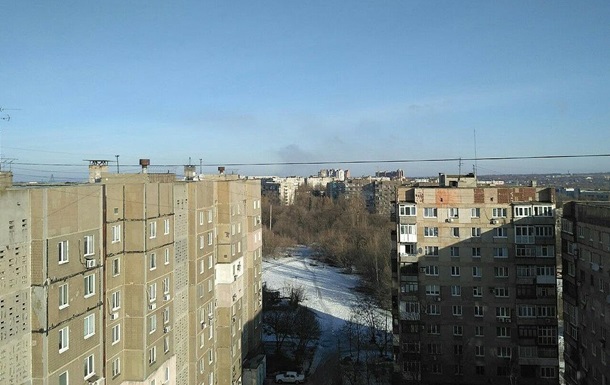 У центрі Донецька прогриміли три вибухи