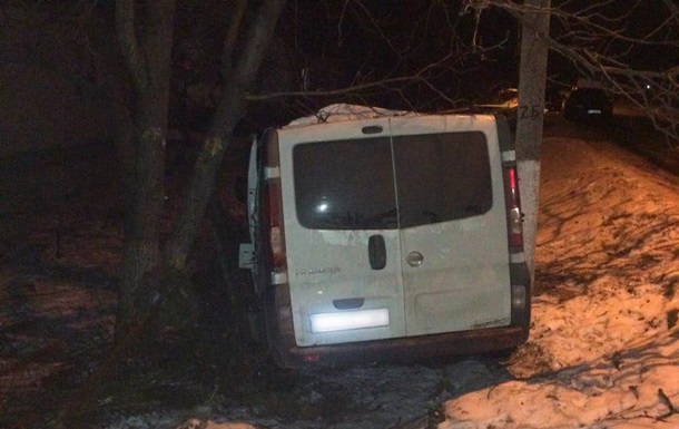 На Буковині троє поліцейських постраждали в ДТП