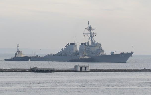 Американський ракетний есмінець покинув порт Одеси