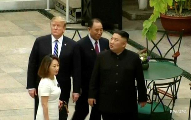 Трамп і Кім Чен Ин ні про що не домовилися