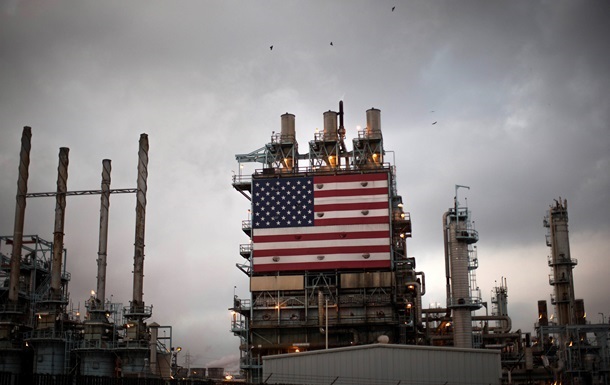 США продадуть мільйони барелів нафти з резервів