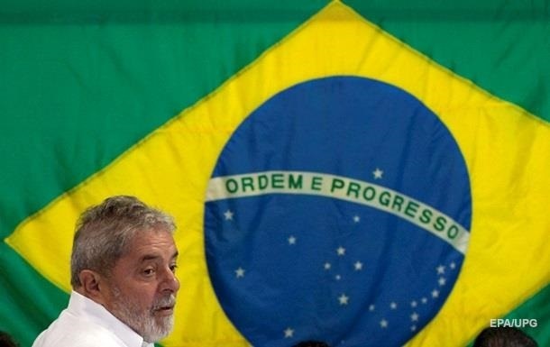 Экс-президента Бразилии временно выпустят из тюрьмы