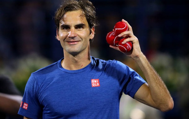 Федерер завоевал 100-й титул в карьере, обыграв Циципаса в Дубае