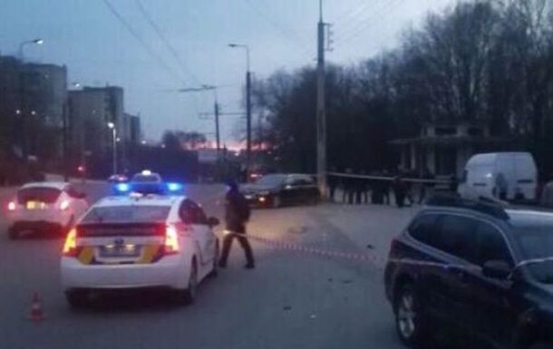 У Тернополі 13-річна дівчинка за кермом авто потрапила в ДТП
