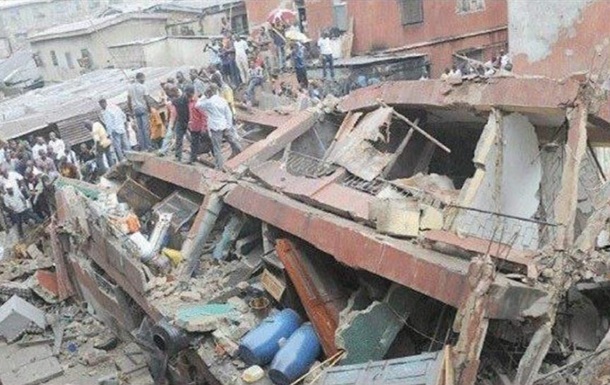Обвалення будівлі школи в Нігерії: загинули 18 людей
