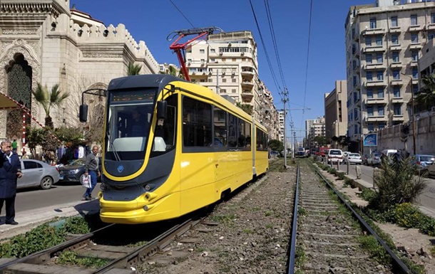 У Єгипті запустили український трамвай