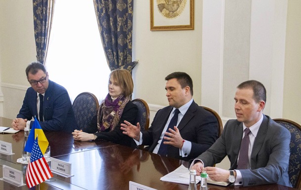 Клімкін обговорив із сенаторами США заяву Луценка