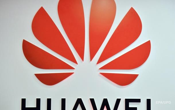 У директора Huawei під час затримання конфіскували три продукти Apple
