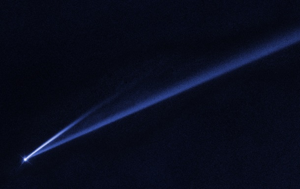 Hubble зняв рідкісне явище саморуйнування астероїда