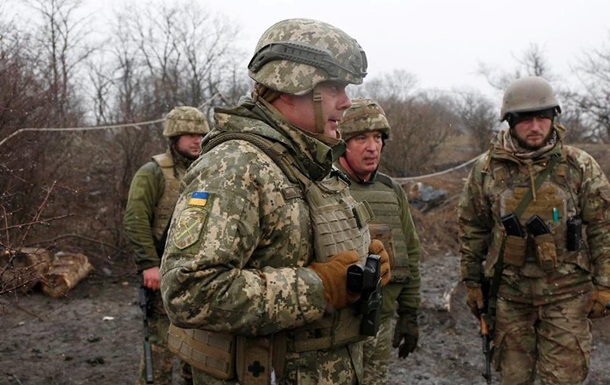 На Донбасі пройшли навчання з бойовою стрільбою