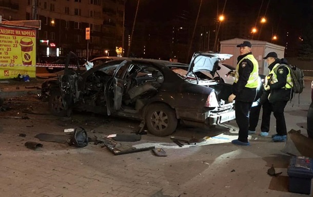 Вибух авто в Києві: потерпілий помер у лікарні