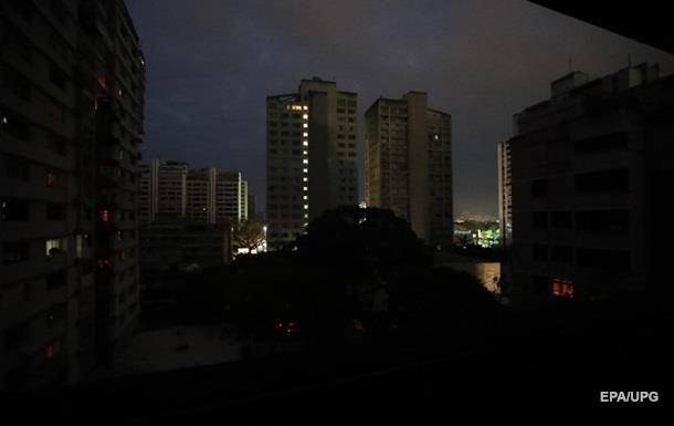 В Венесуэле новые массовые отключения электричества