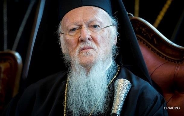 Вселенский патриарх поздравил Зеленского с победой на выборах